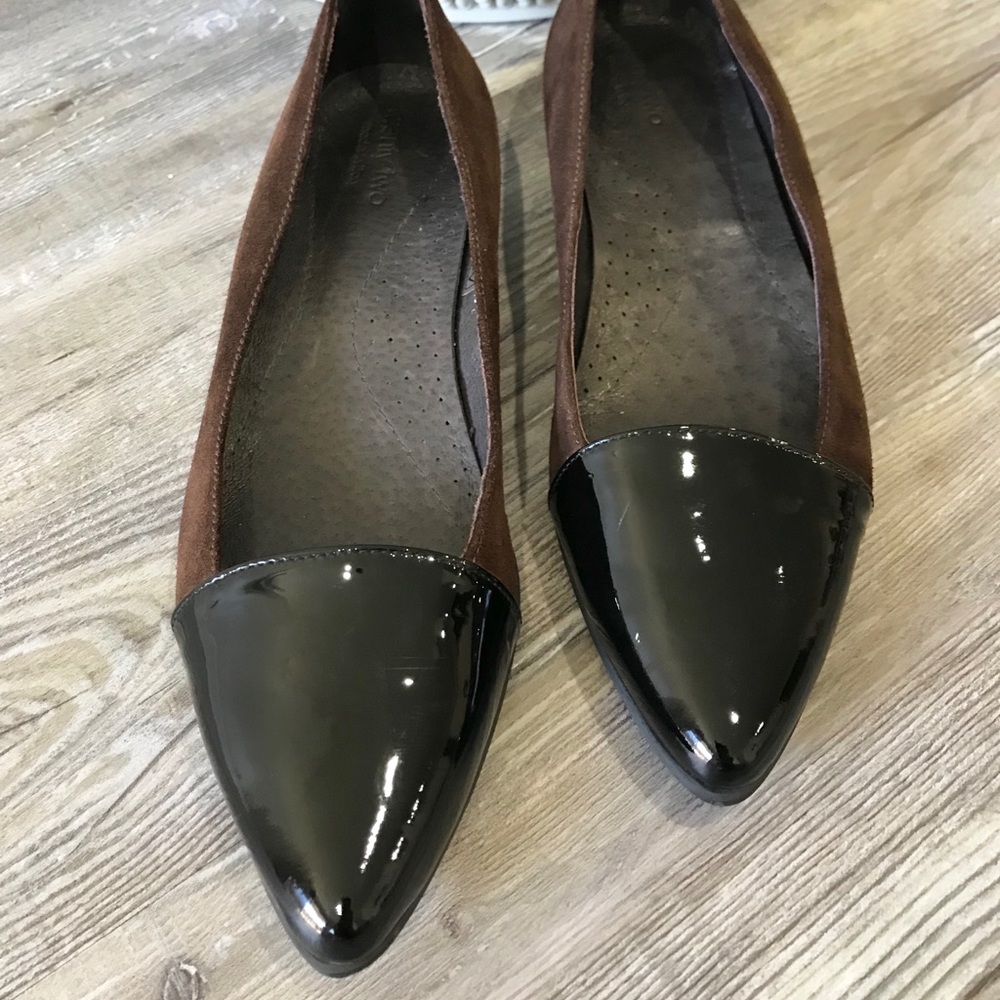 Italian Patent Suede Flats